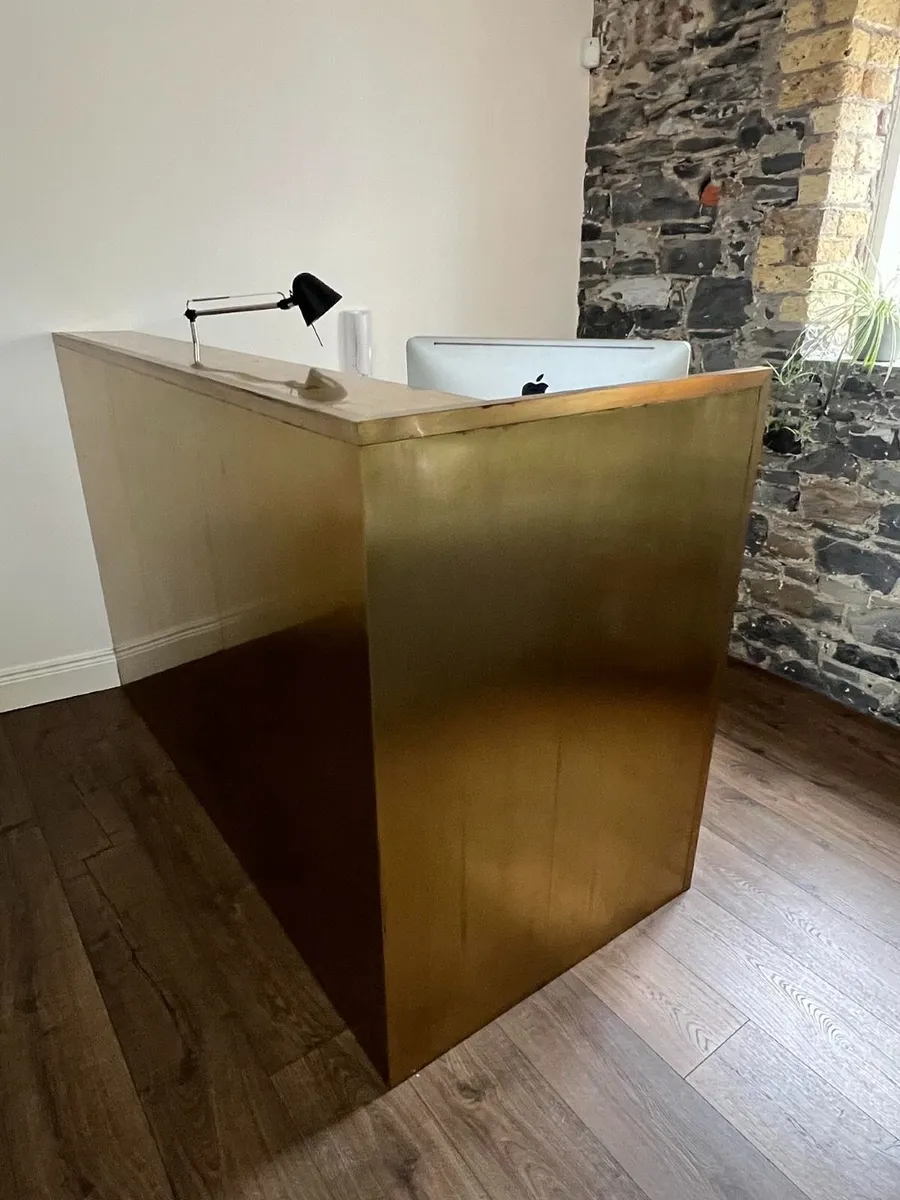 Custom-designed brass desk - Image 1