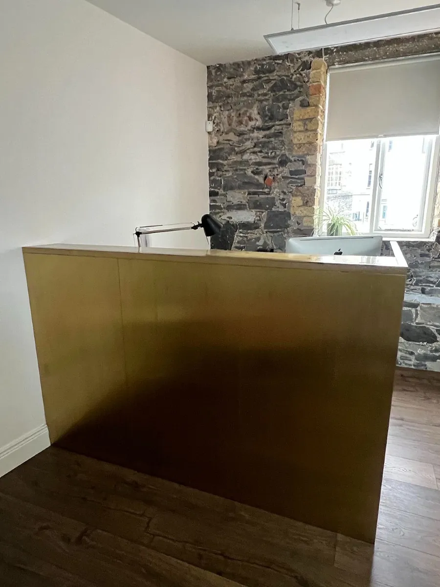 Custom-designed brass desk - Image 3
