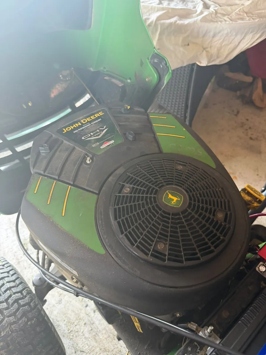 John Deere la140 ride on mower Delivery available - Image 3