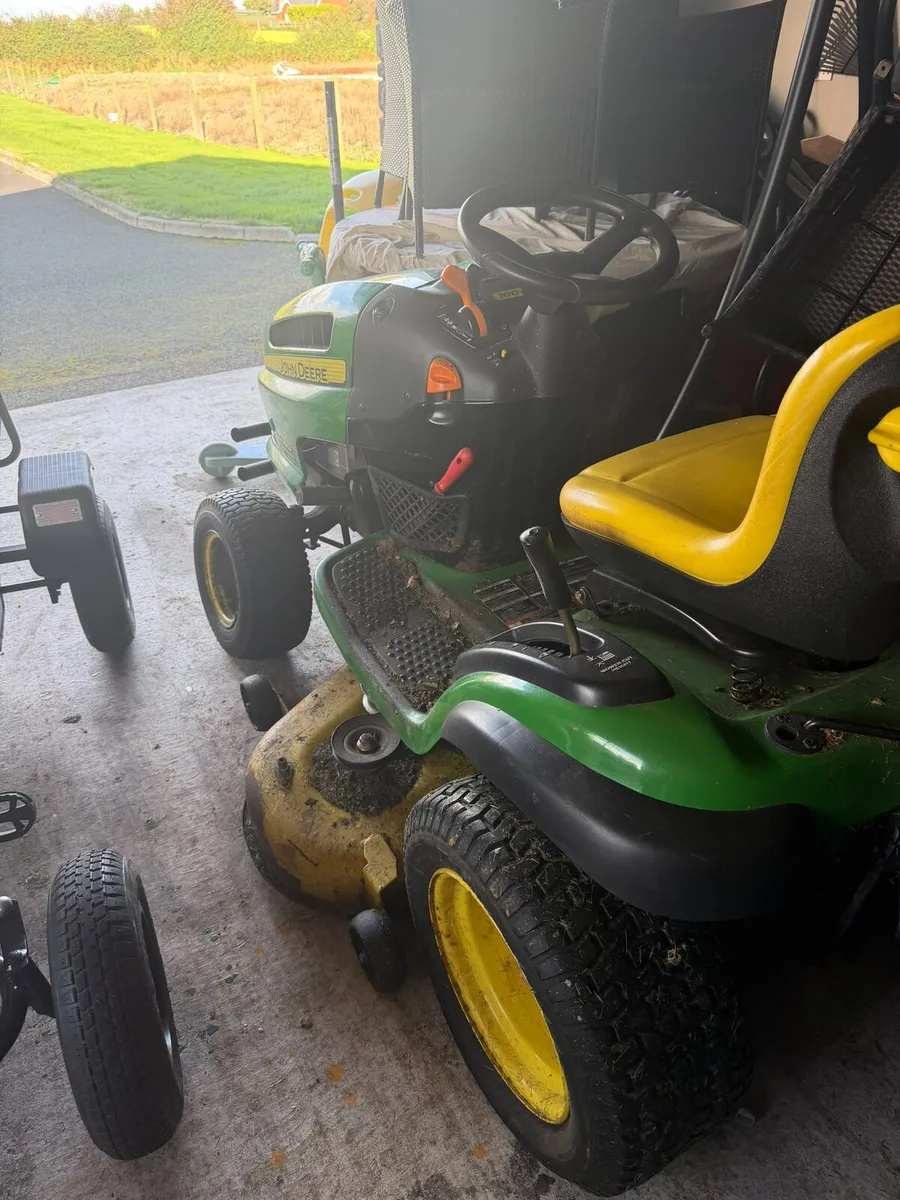John Deere la140 ride on mower Delivery available - Image 4