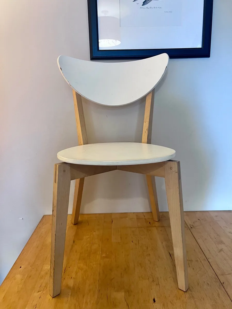 Bjursta extendable table & 4 chairs - Image 4
