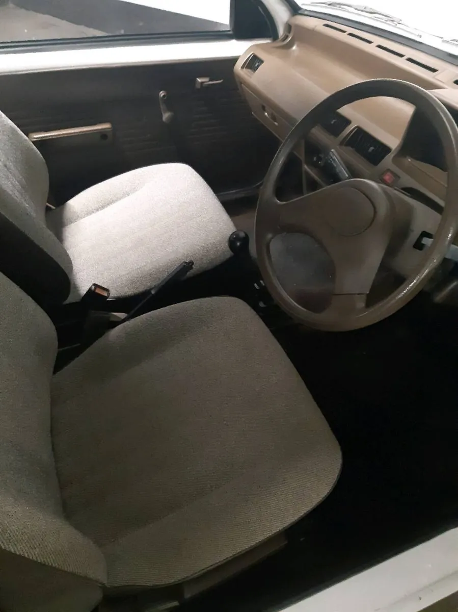 Nissan Micra 1990 - Image 4