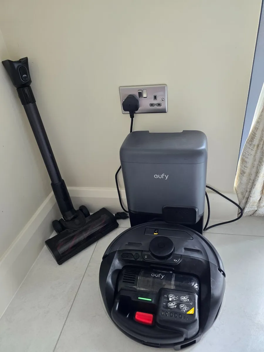 Eufy robot vacuum and cordless stick vacuum - Image 3