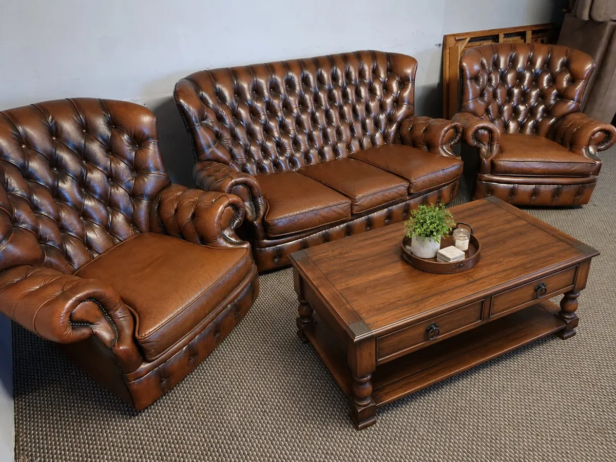 Chesterfield - Image 2