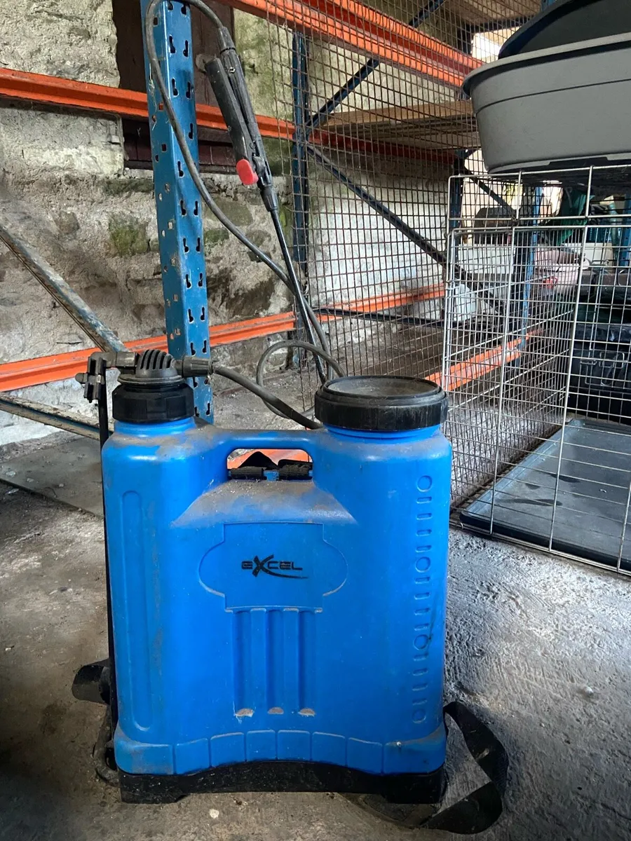Weed sprayer - Image 2