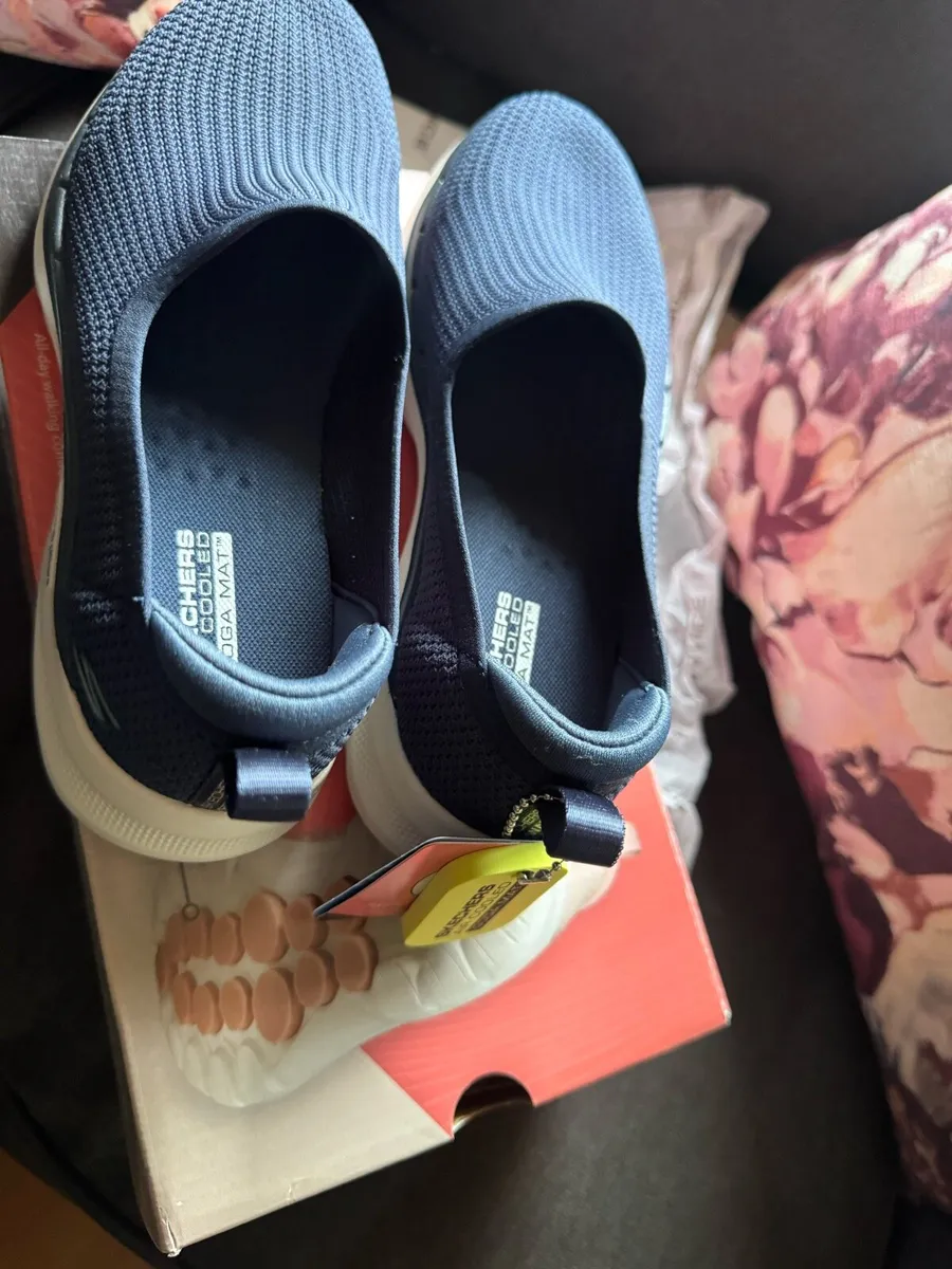 Skechers women - Image 1