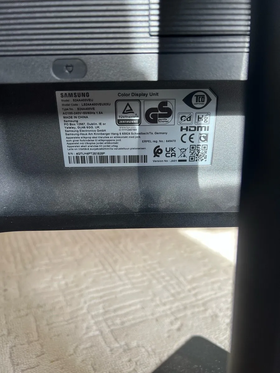 Samsung 24inch S24A400VEU Monitor - Image 2