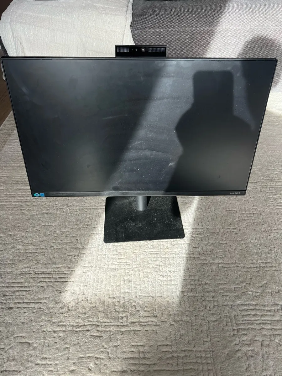Samsung 24inch S24A400VEU Monitor - Image 1