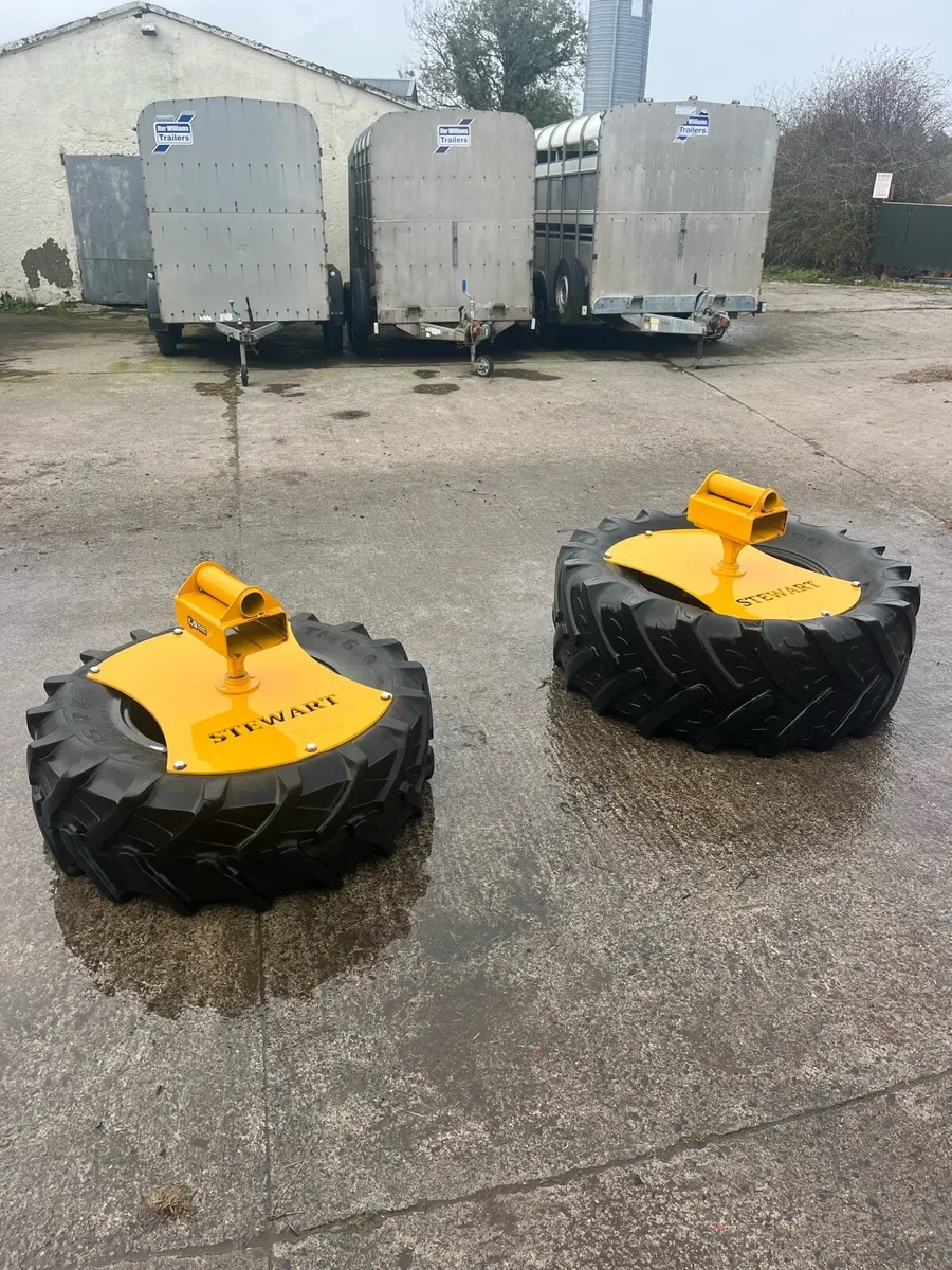 Stewart Silage Pushers - Image 1