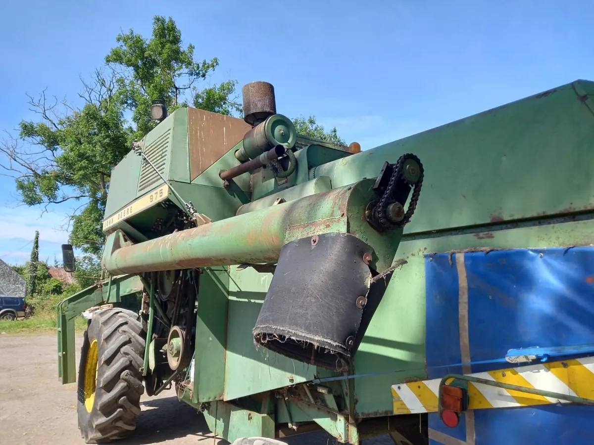Combine for sale - Image 1