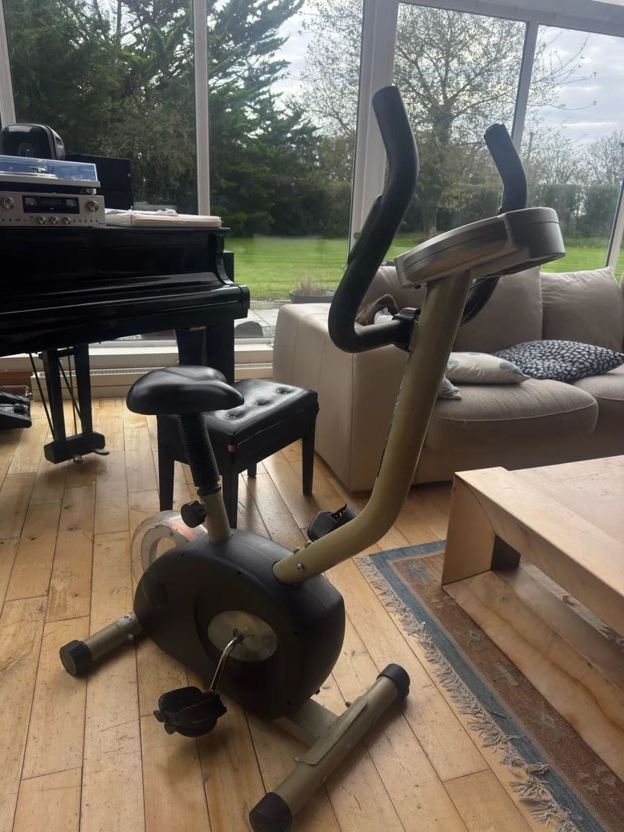 Exercise bike - Image 2