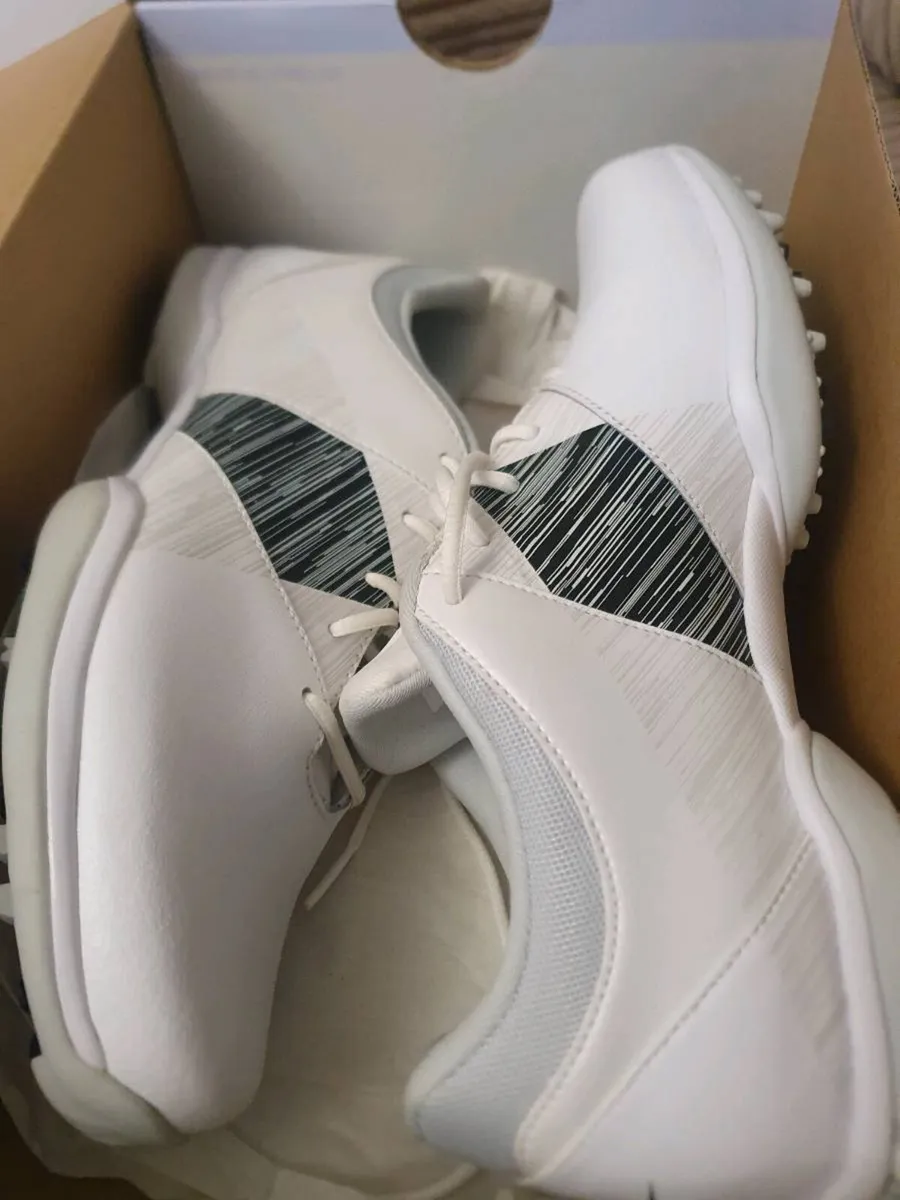 New nike ladies golf shoes - Image 1