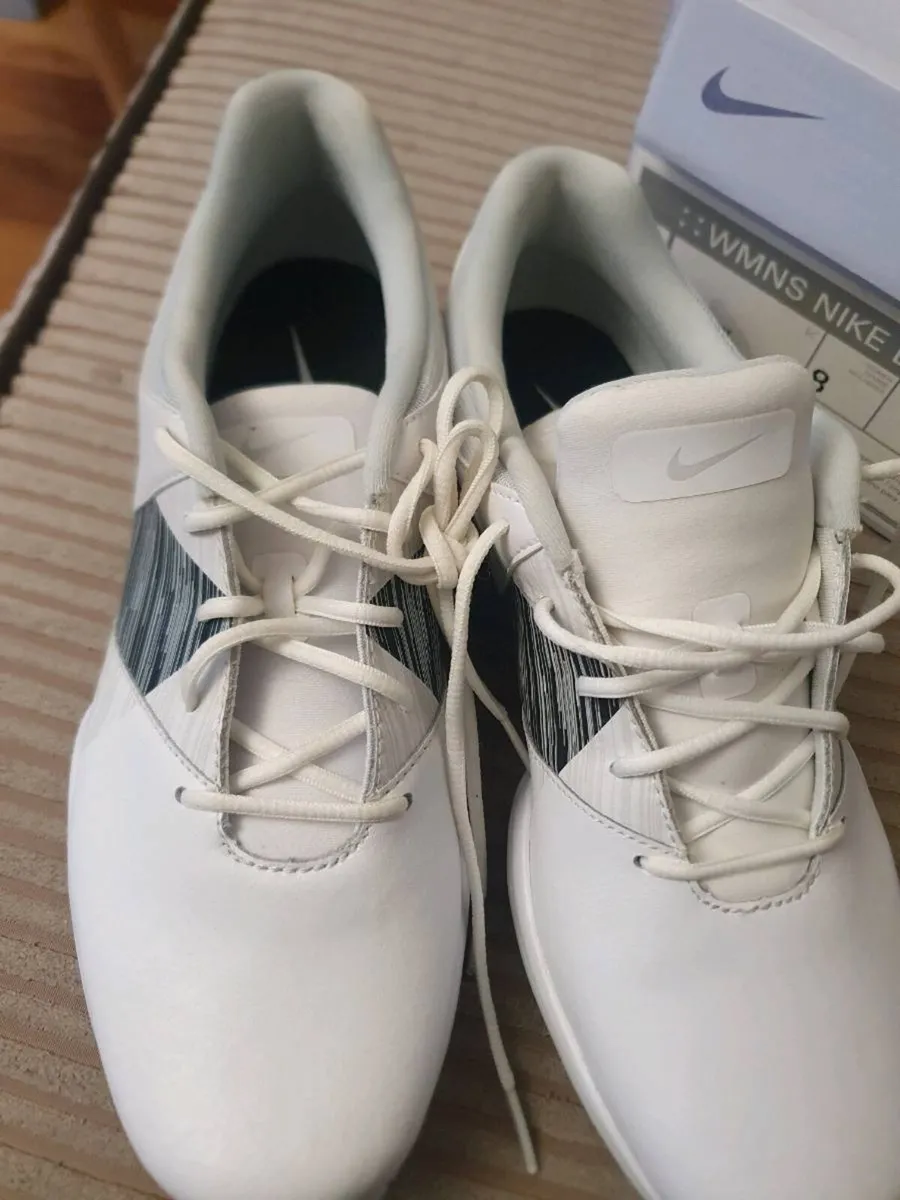 New nike ladies golf shoes - Image 4