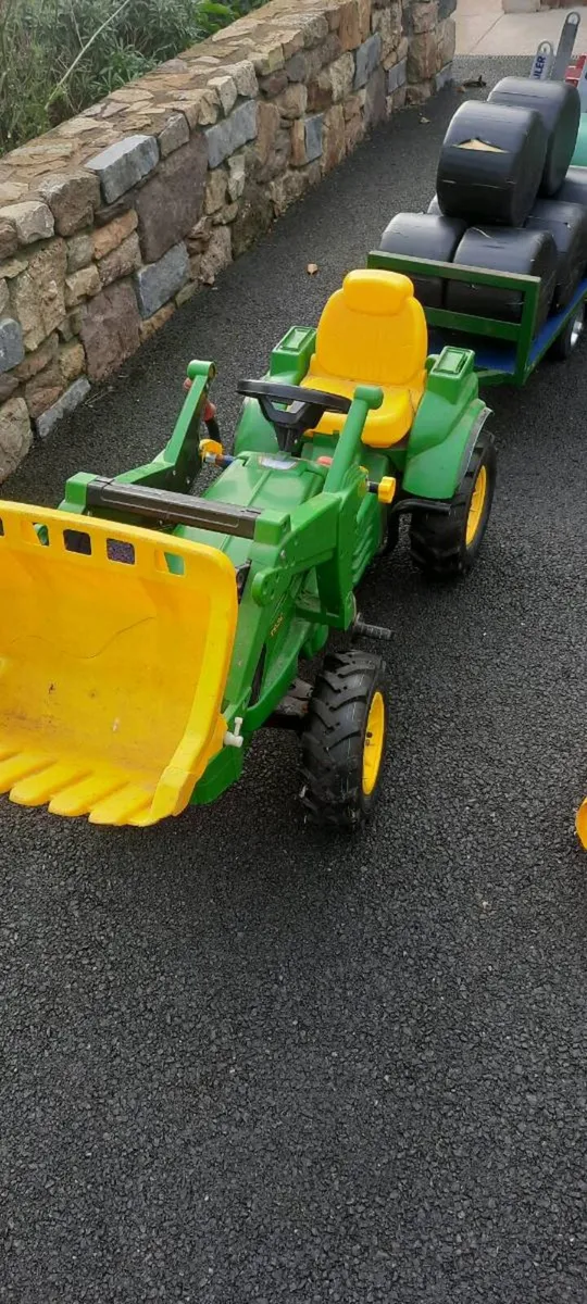 Kids tractor with machinery bundle - Image 2
