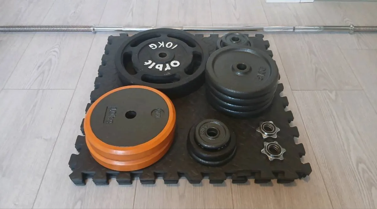 86.5 kg Weights plus bars - Image 1