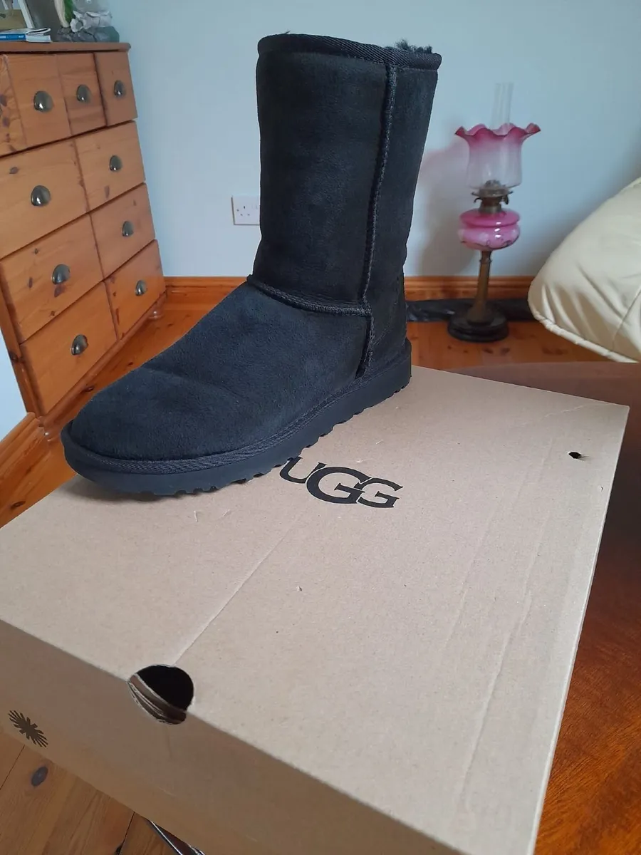Ugg Boot's - Image 2