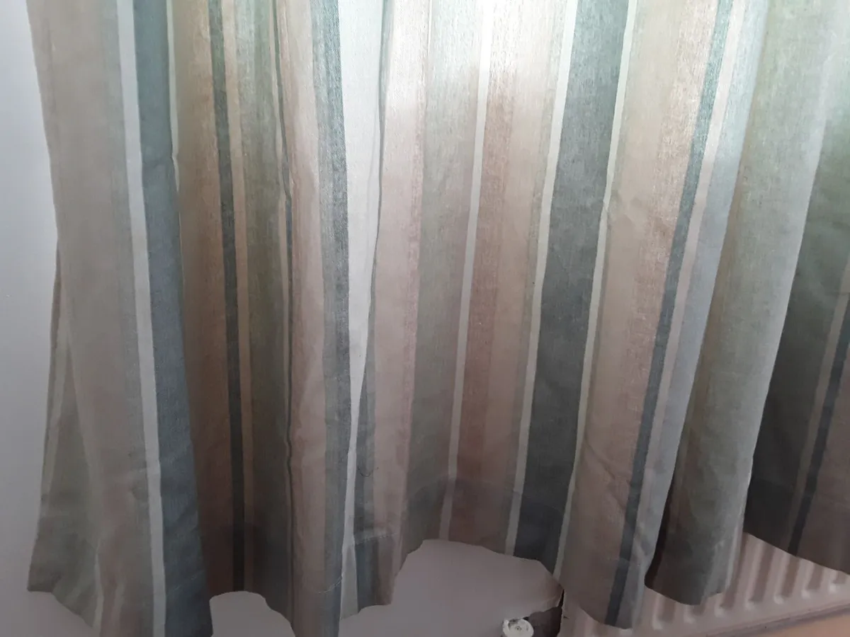 Heavy striped drapes good condition - Image 2