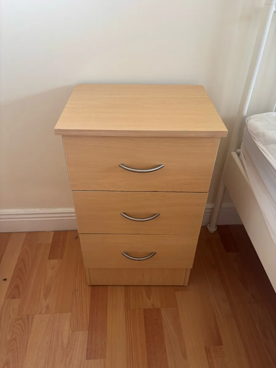 Bedroom set - Image 2