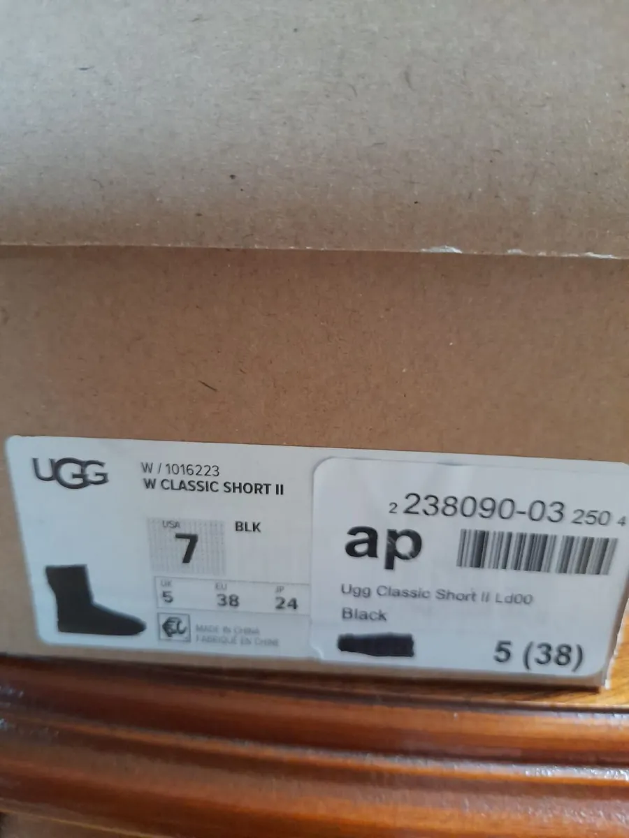Ugg Boot's - Image 3