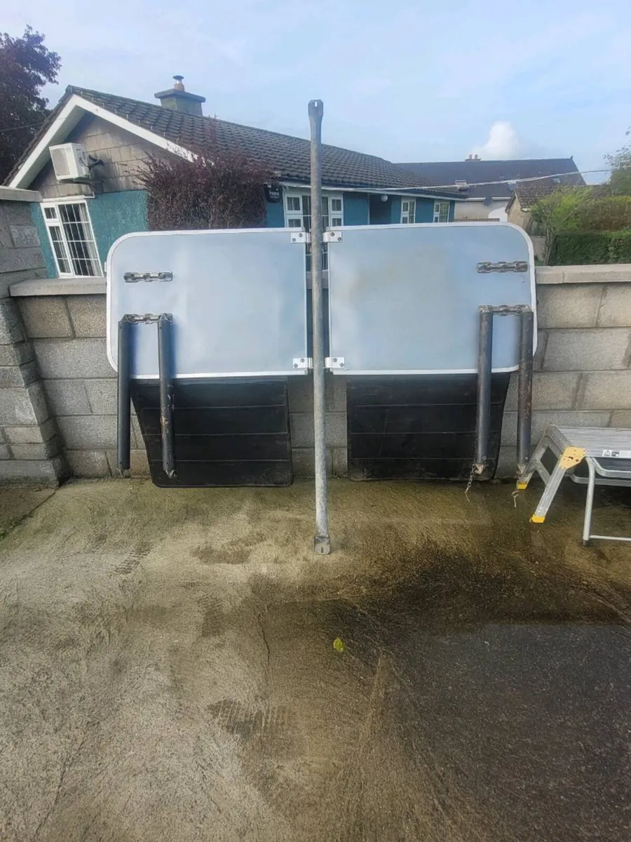 Full divider for a 505 classic horse box