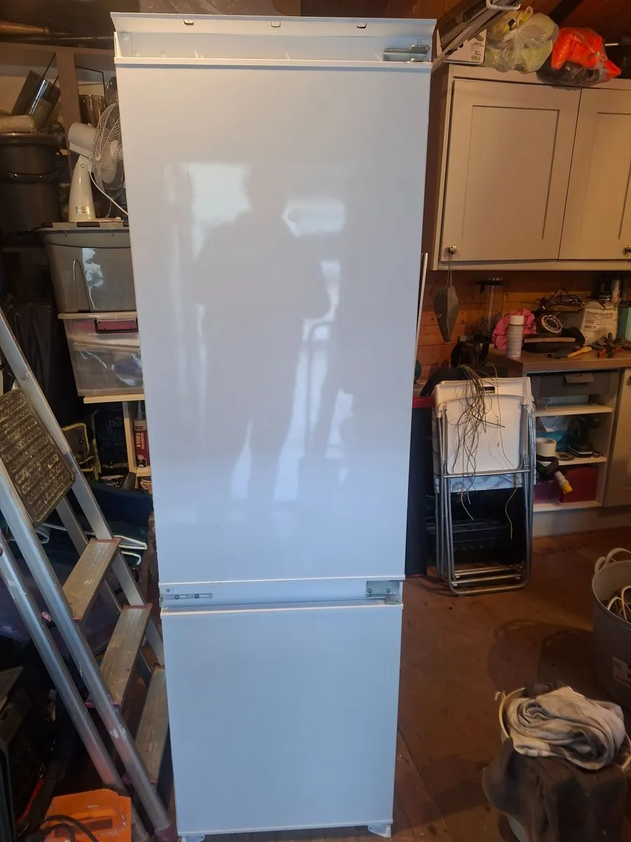 Nordmende Intergrated Fridge Freezer 70/30 - Image 4