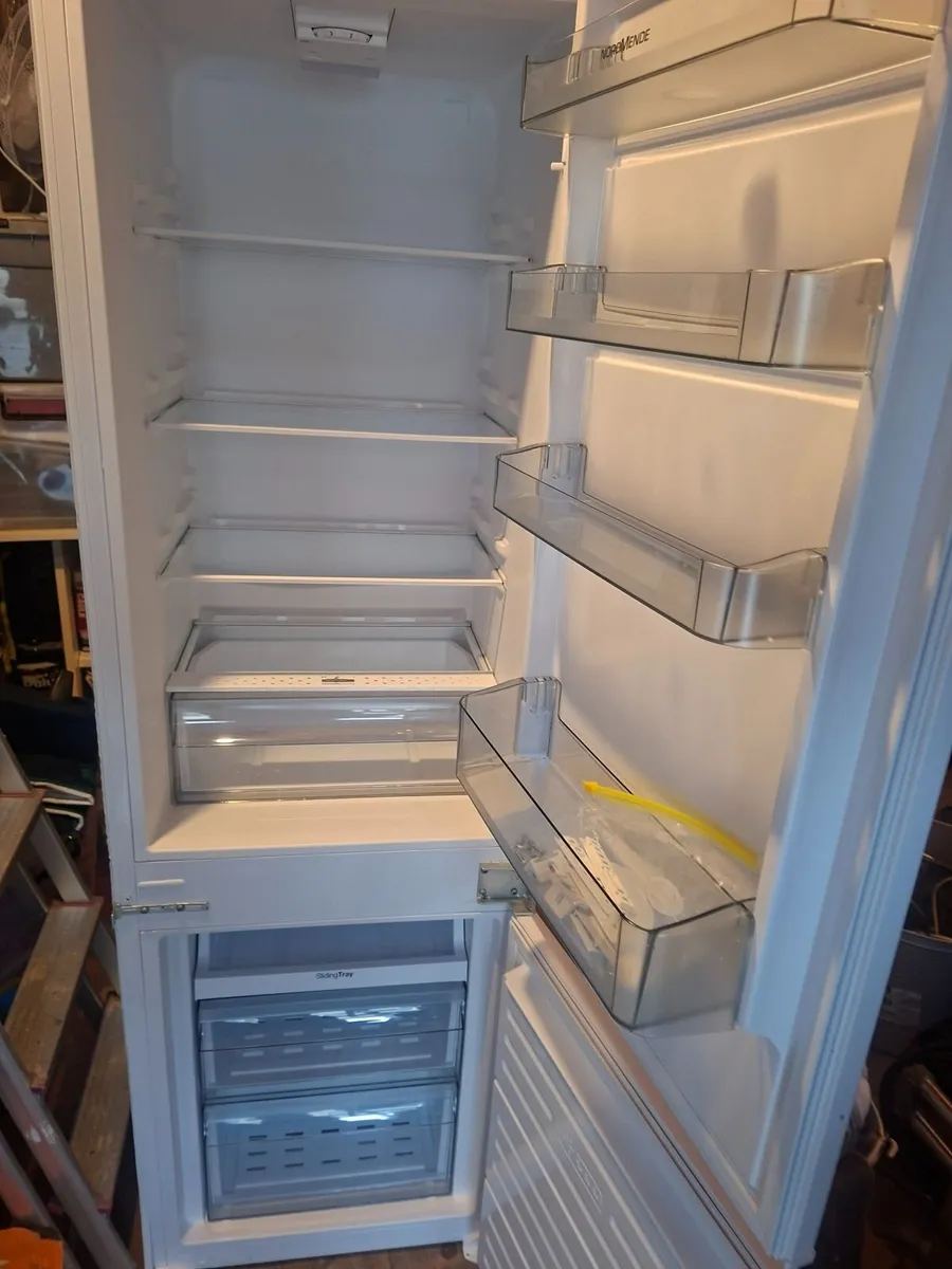 Nordmende Intergrated Fridge Freezer 70/30 - Image 2