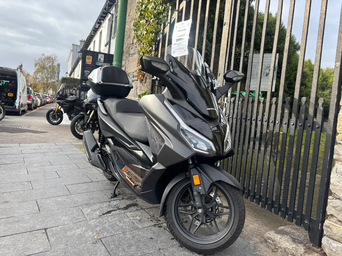 2023 HONDA FORZA 125 MOTO4U - Image 4