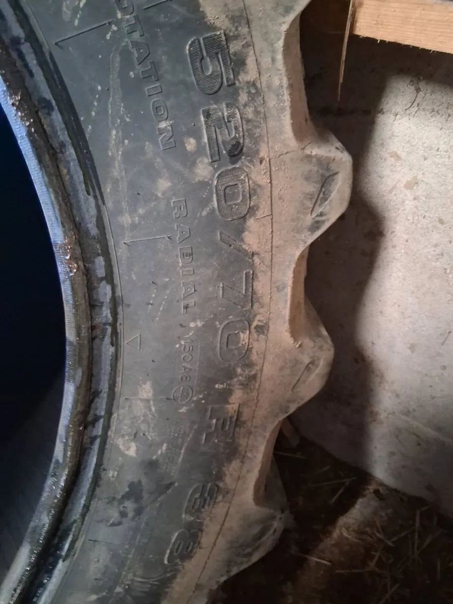 Wheel and tyres - Image 3