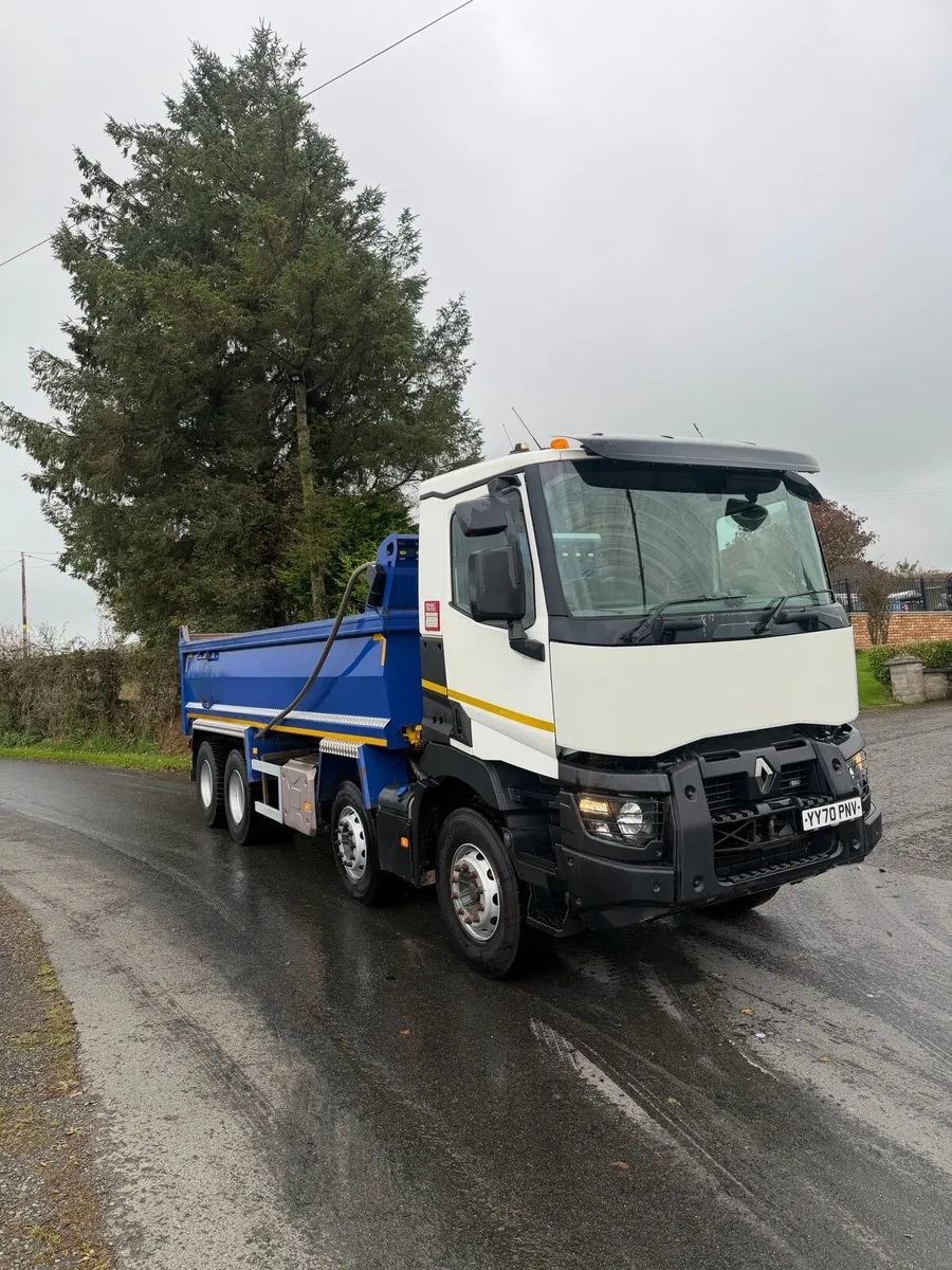 2020 Renualt Tipper - Image 1