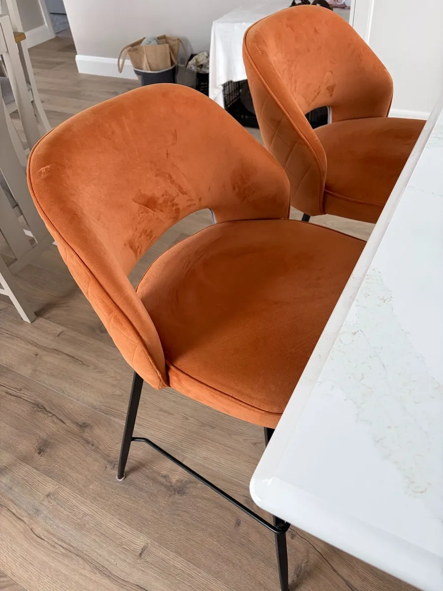 2 x Kitchen / Breakfast Bar Stools - Image 2