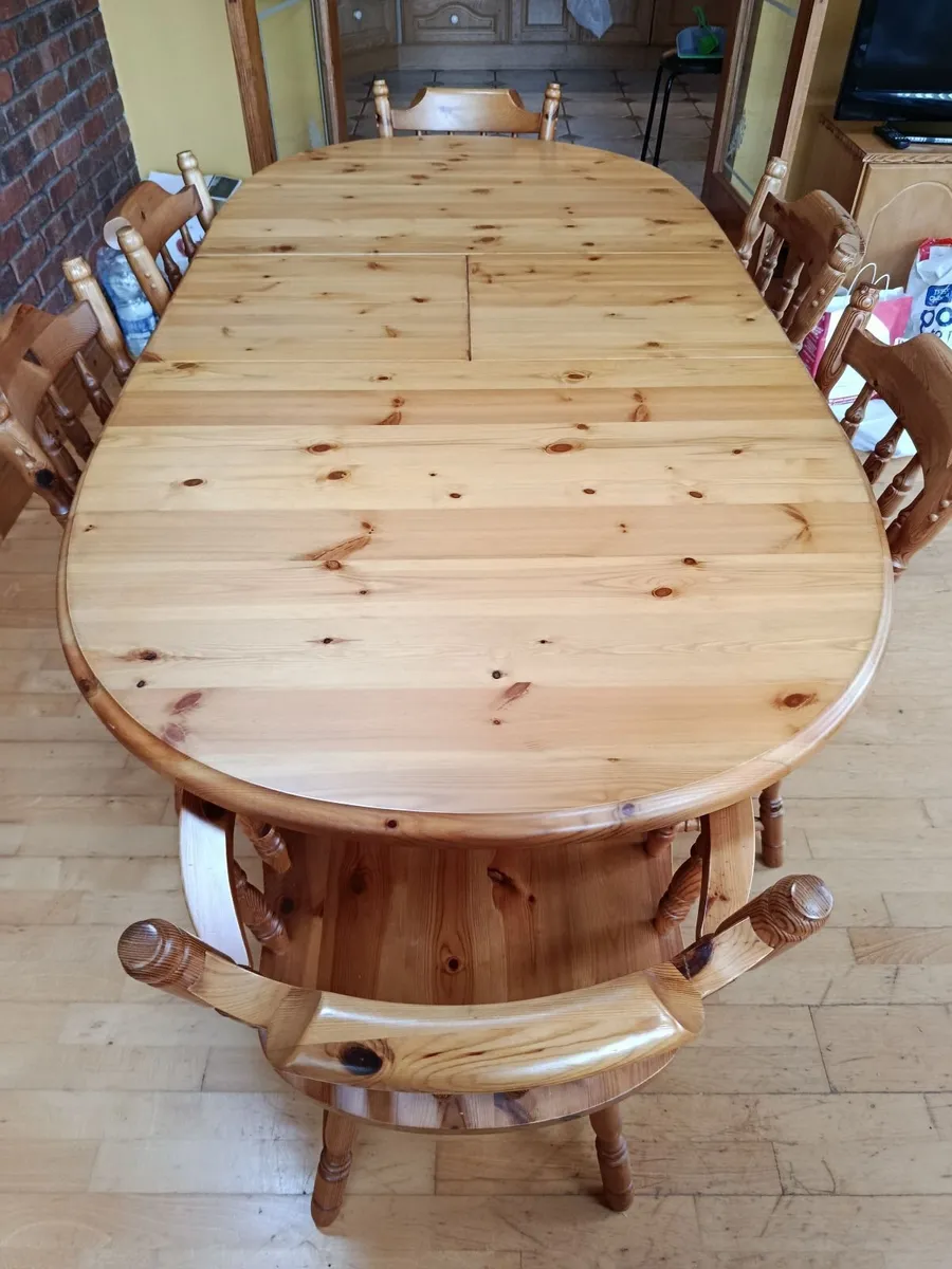 Pine kitchen table and chairs (6) - Image 3