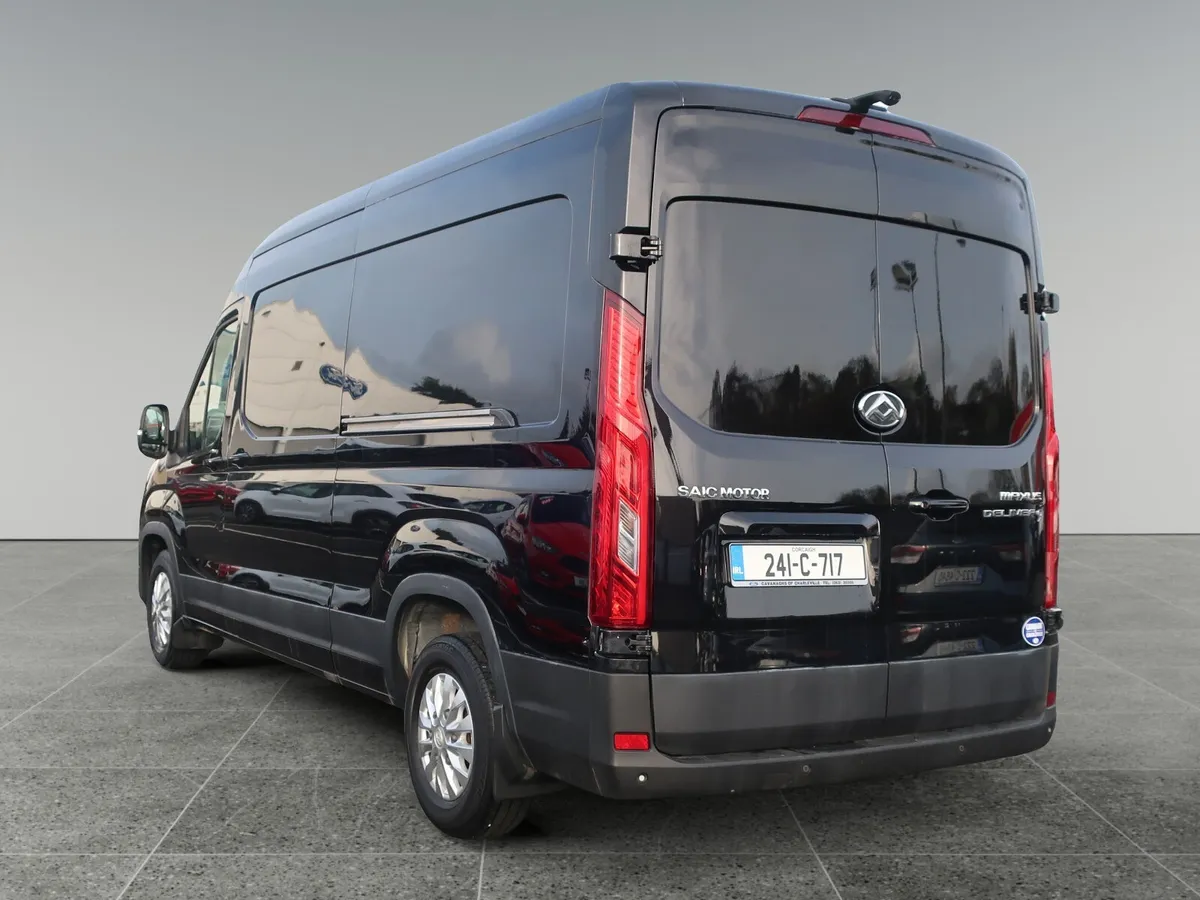 2024 MAXUS Maxus Deliver 9 Pv Lh Fwd Luxe - Image 3