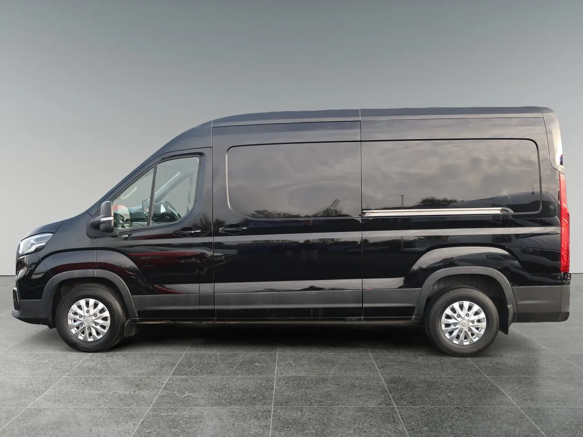 2024 MAXUS Maxus Deliver 9 Pv Lh Fwd Luxe - Image 2