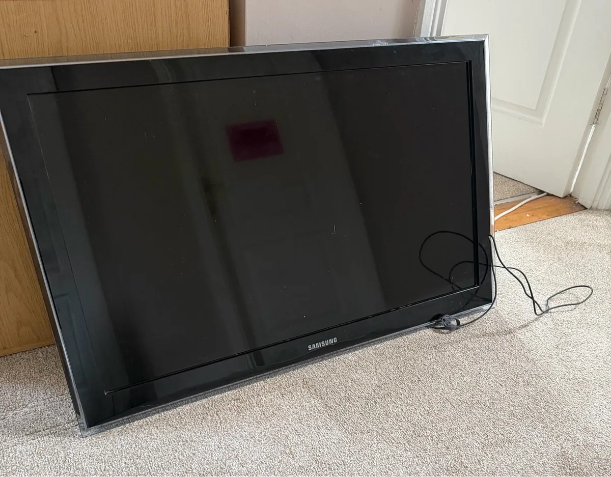 36inch Samsung TV - Image 1
