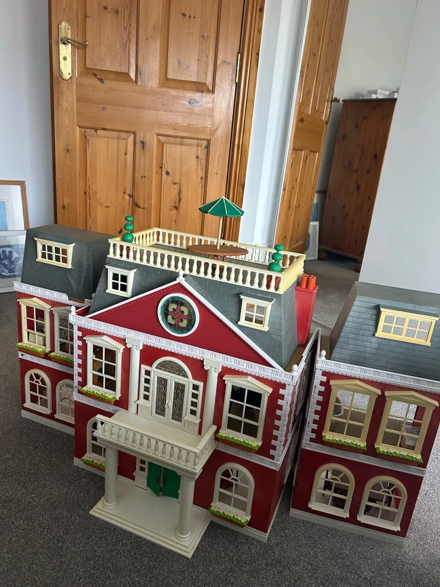 Sylvanian Families Grand Hotel Doll House + extras - Image 1