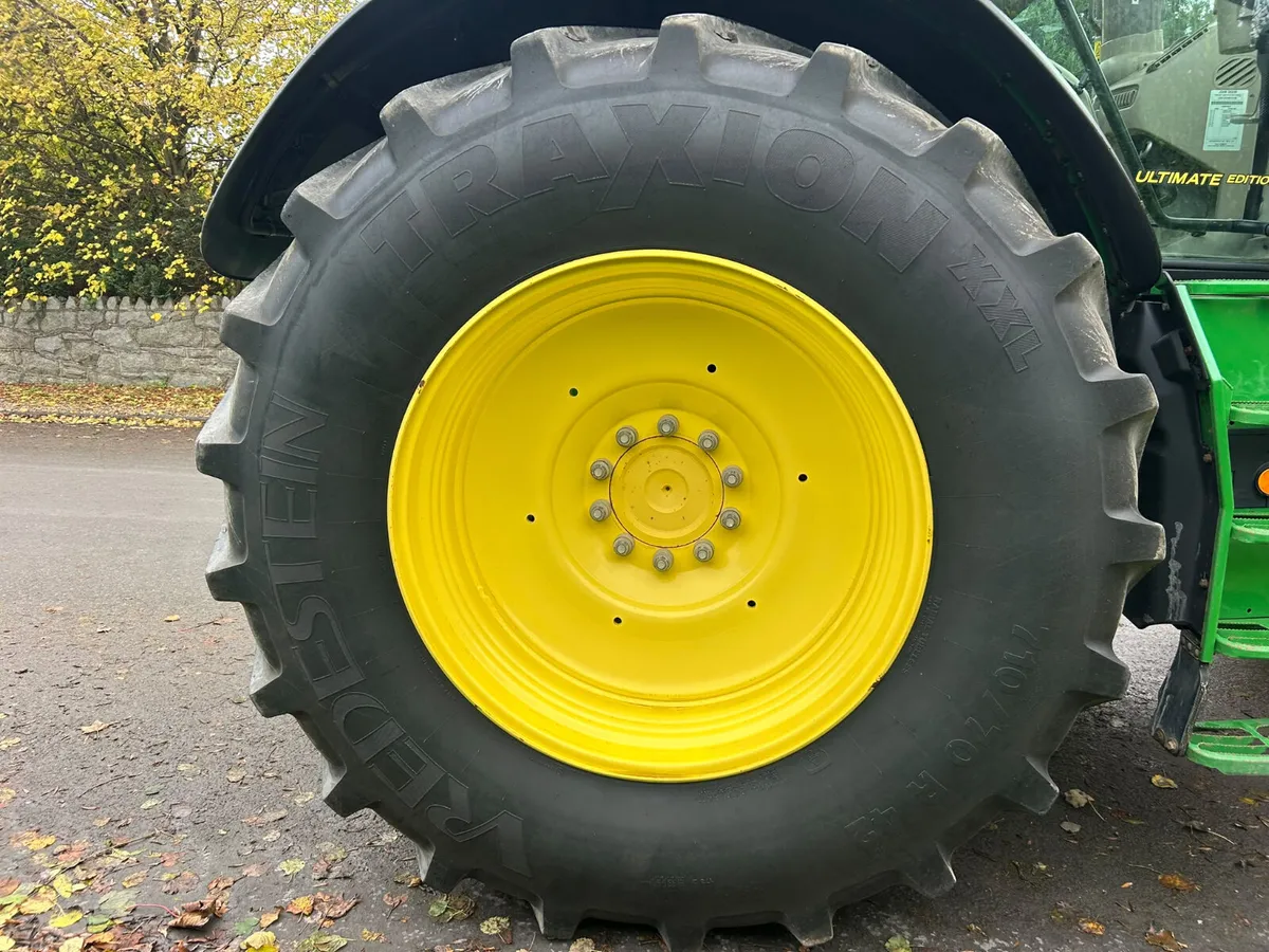 2021 John Deere 6215R - Command Pro - FL + PTO - Image 4