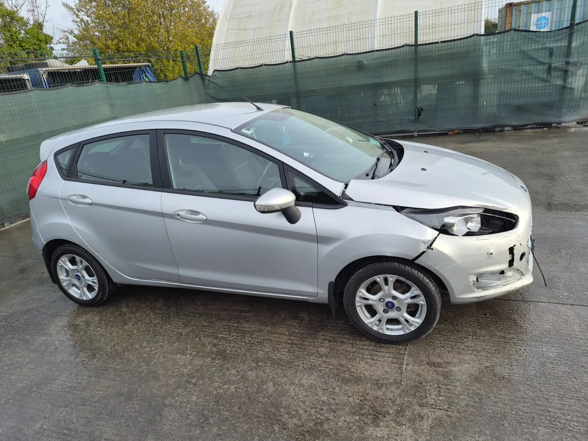 142 Ford Fiesta  1.5 Diesel - Image 2