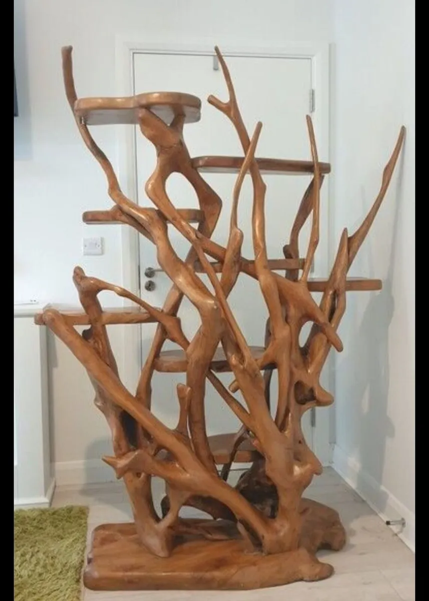 Exceptional Solid Wood Display Unit - Image 4