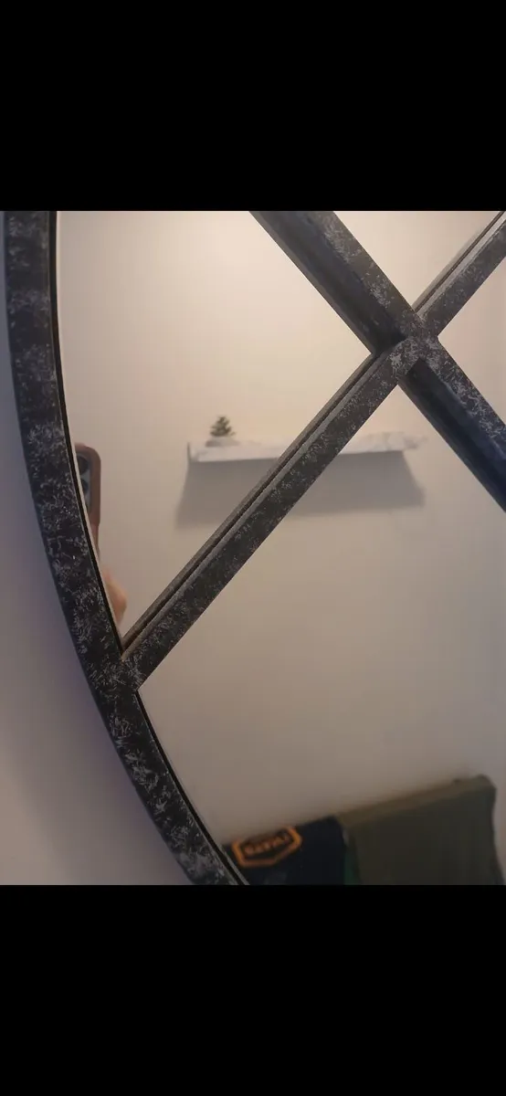 SOLID MIRROR - Image 1