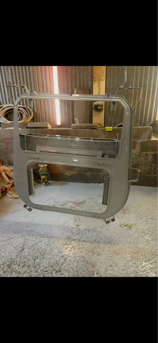 Massey Ferguson 42/43 series roof welding - Image 4