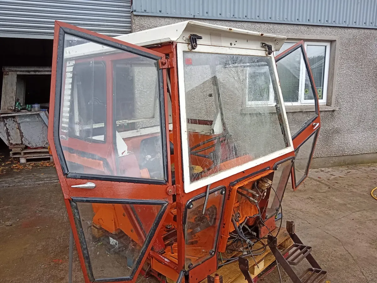 Ex European FIAT Cab - Image 4