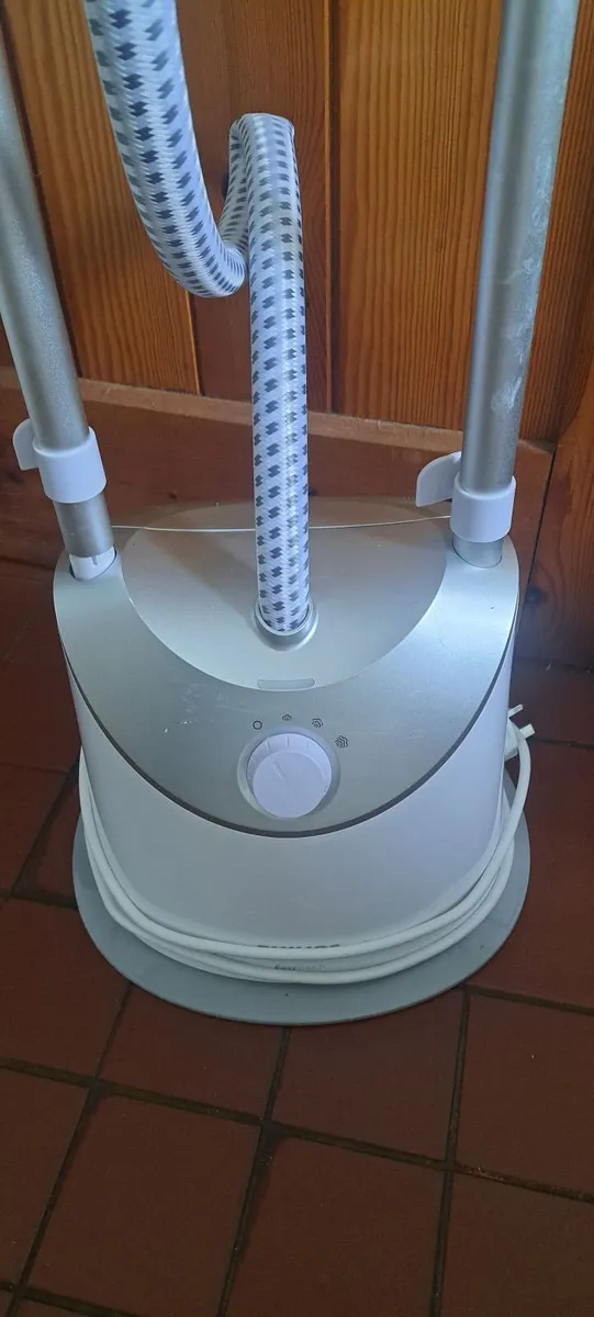 Philips Garment Steamer - Image 2