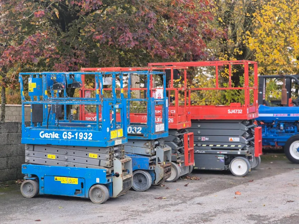 Platform lifts genie/ skyjacks - Image 2