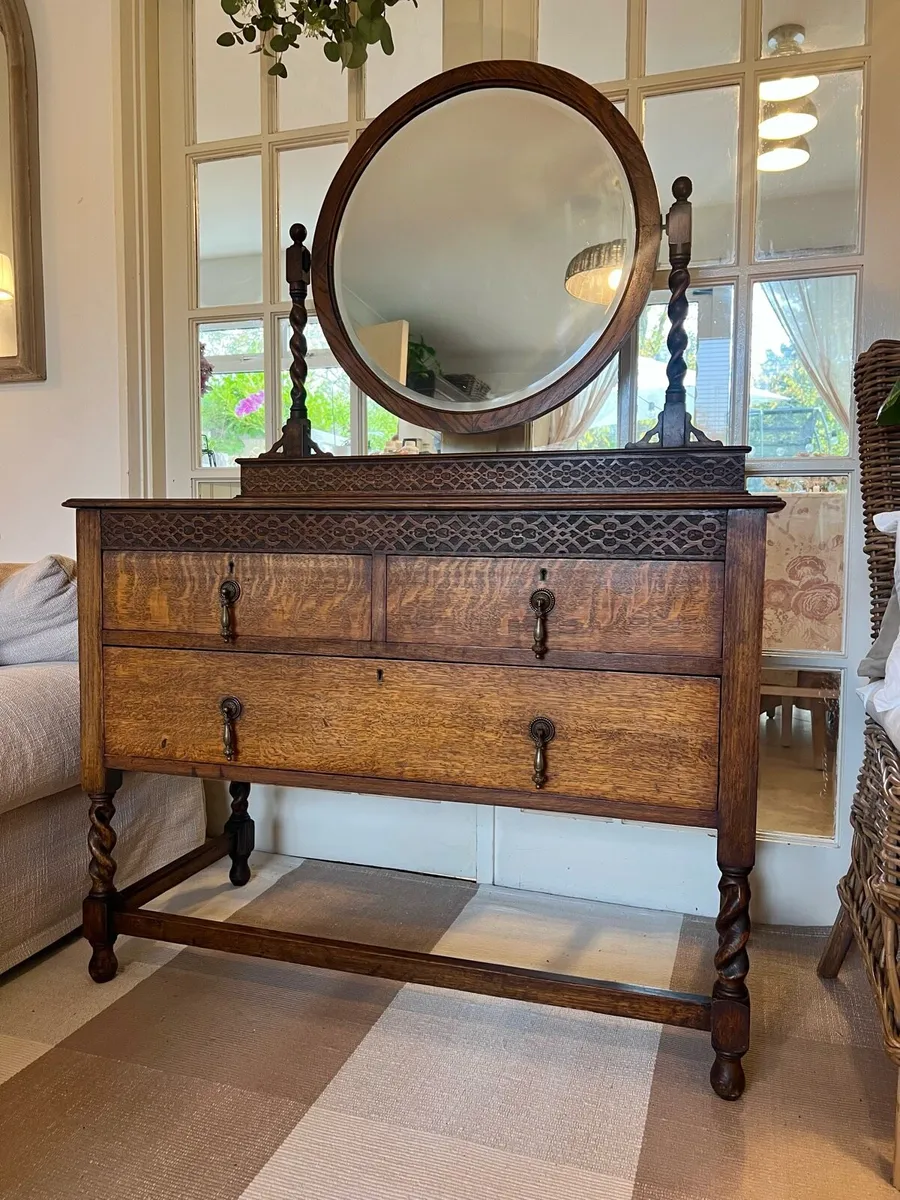 Antique oak chest of drawers with mirror - Image 3