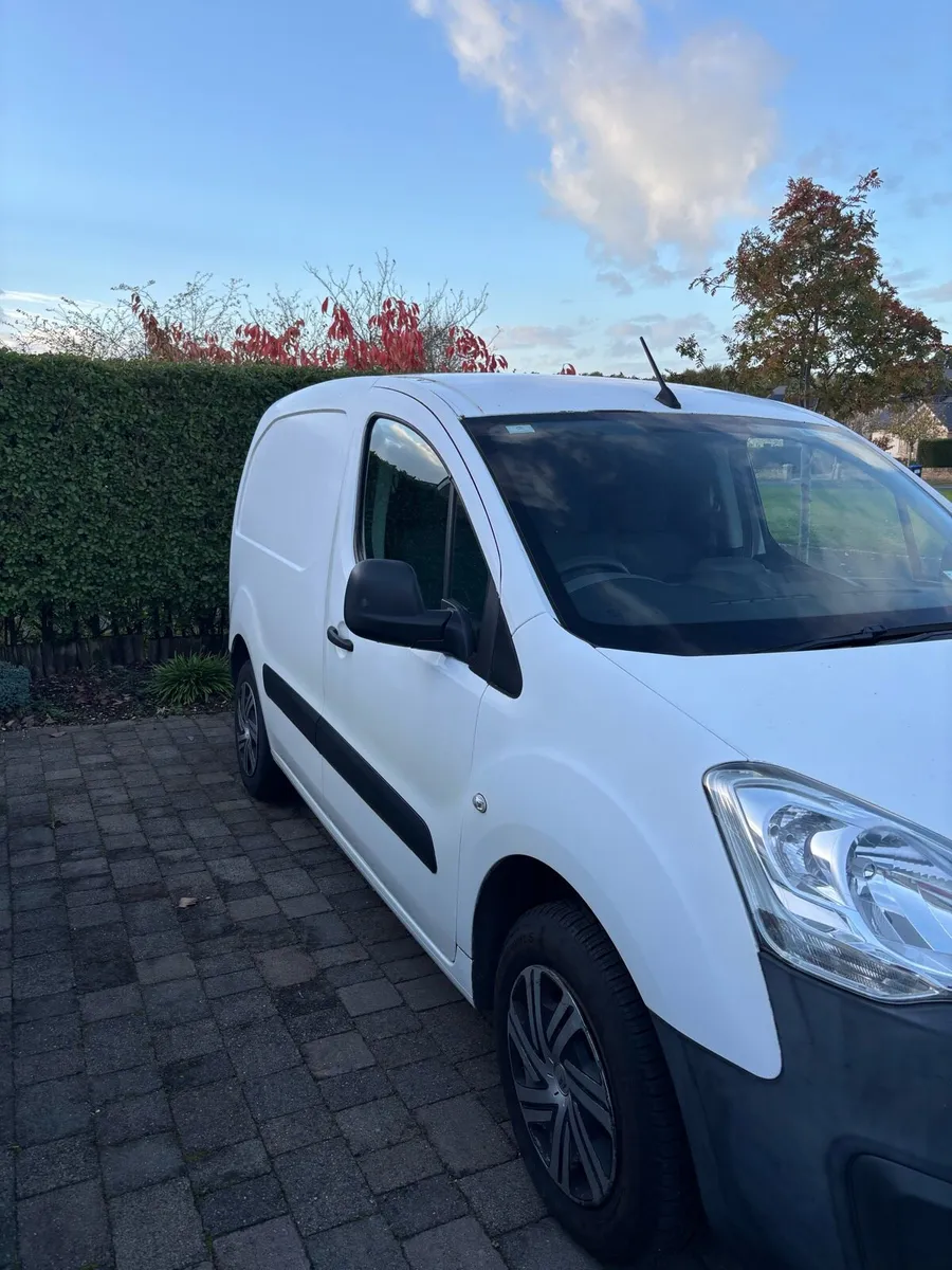 Berlingo L1 625 Enterprise Hdi 75 - Image 2