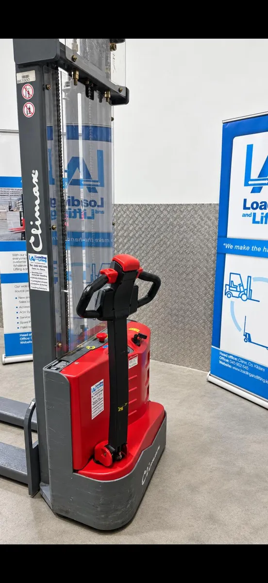 Climax Pallet Stacker - Image 4