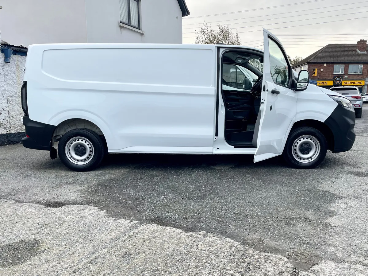 Ford Transit Custom 300 L2 Leader 2.0TDCI LWB,2025 - Image 3