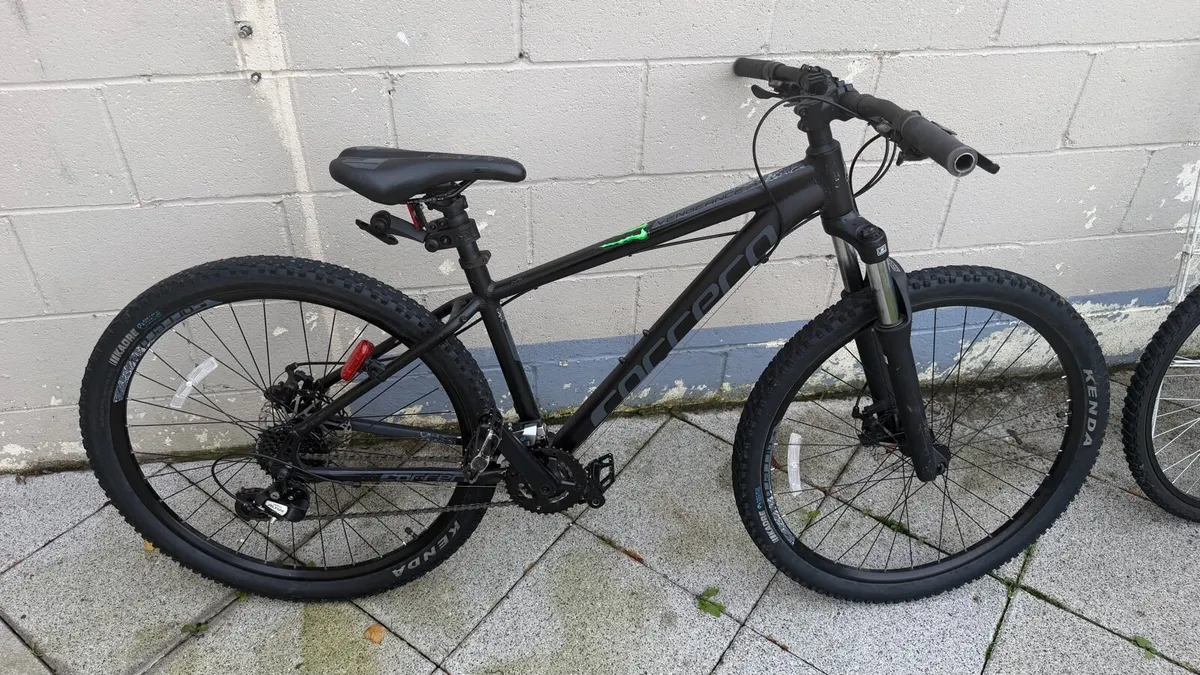 Carrera Vengeance 27.5 Mountain Bike - Image 1