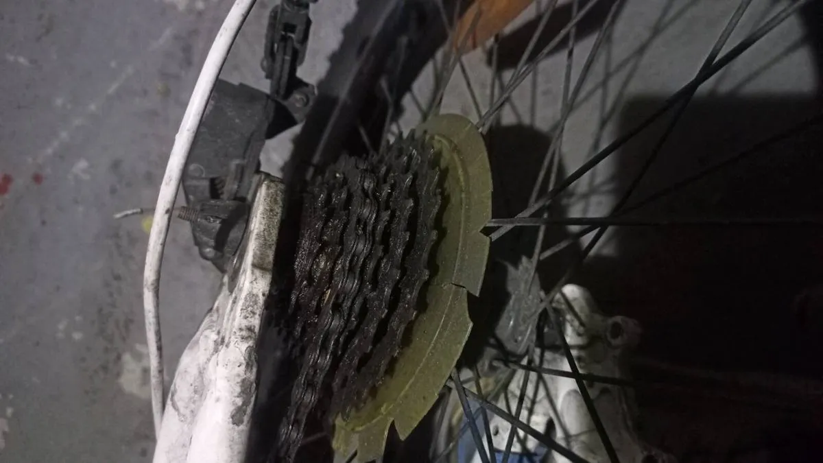 Girls bike - Image 2
