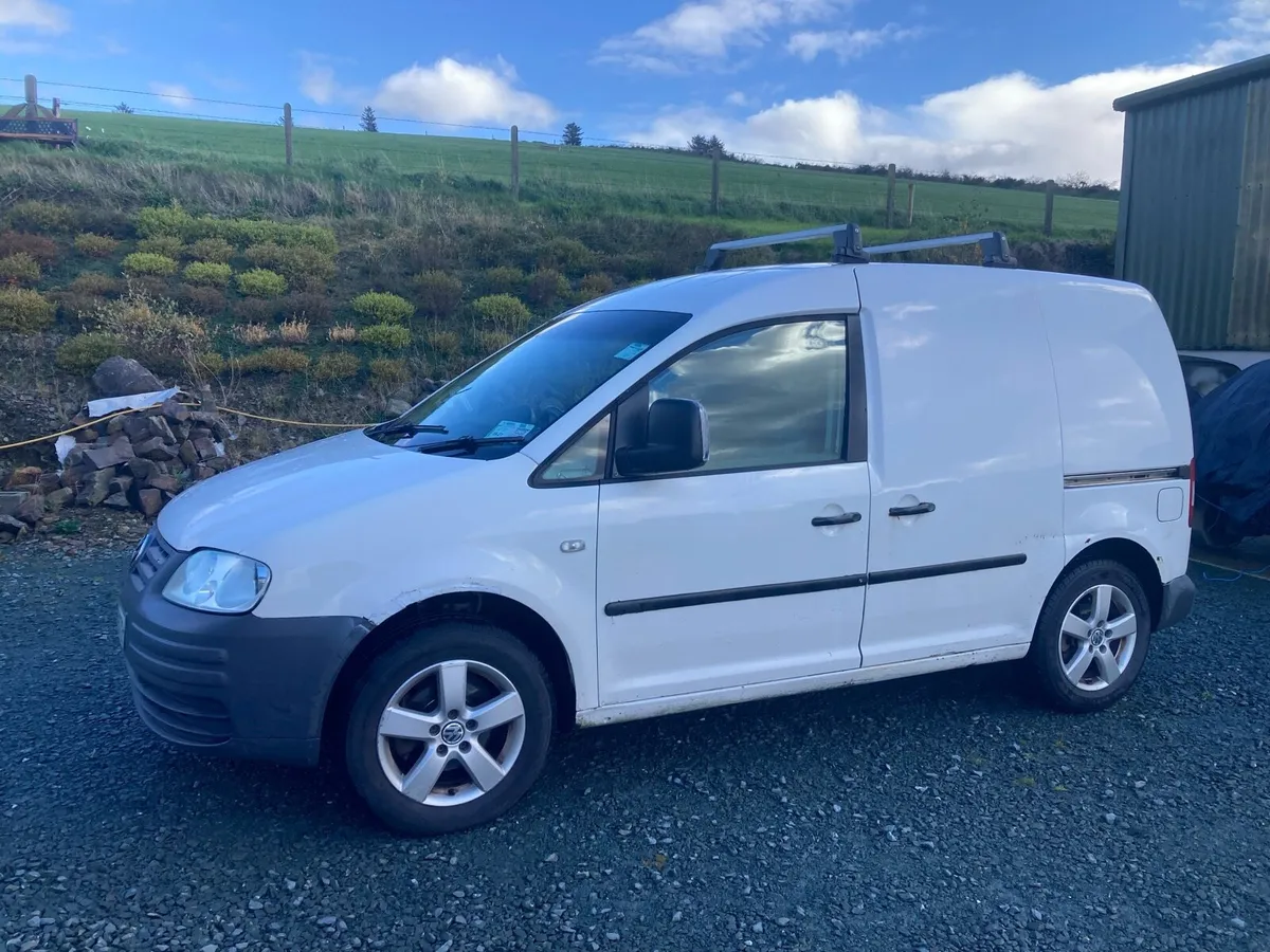 VWCaddy Van - Image 2